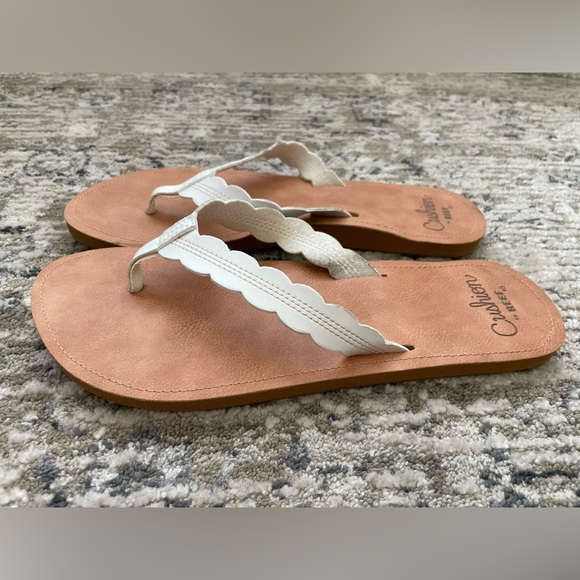 Reef Celine Scalloped Sandals White Beige Size 10 Flip Flops - Picture 3 of 7